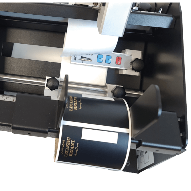 GoDEX AP16-F Bottle Label Applicator