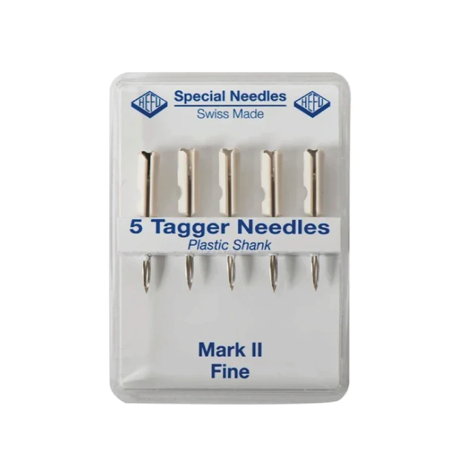 Fine plastic shank Mk II tagging needle with cutting edge.
